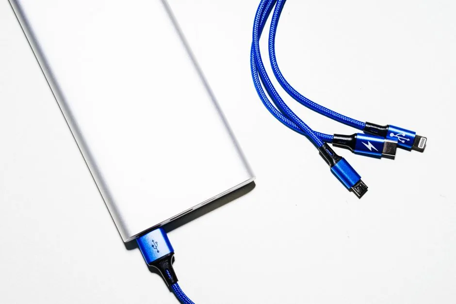 Cómo saber si un cargador USB-C sirve también para el portátil